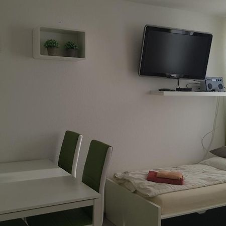 Sonniges Modernes Appartement Hoehenberg Köln Dış mekan fotoğraf