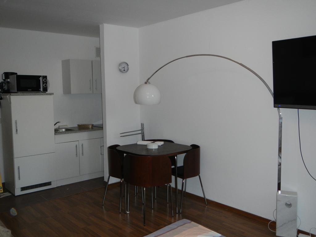 Sonniges Modernes Appartement Hoehenberg Köln Dış mekan fotoğraf