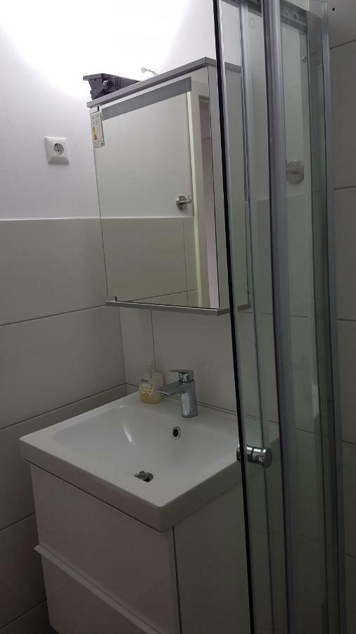Sonniges Modernes Appartement Hoehenberg Köln Dış mekan fotoğraf